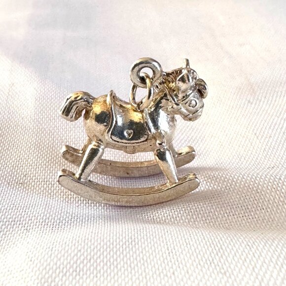 VTG Silver Tone Three Dimensional Rocking Horse Charm Size 0.75'' Length - Picture 1 of 5